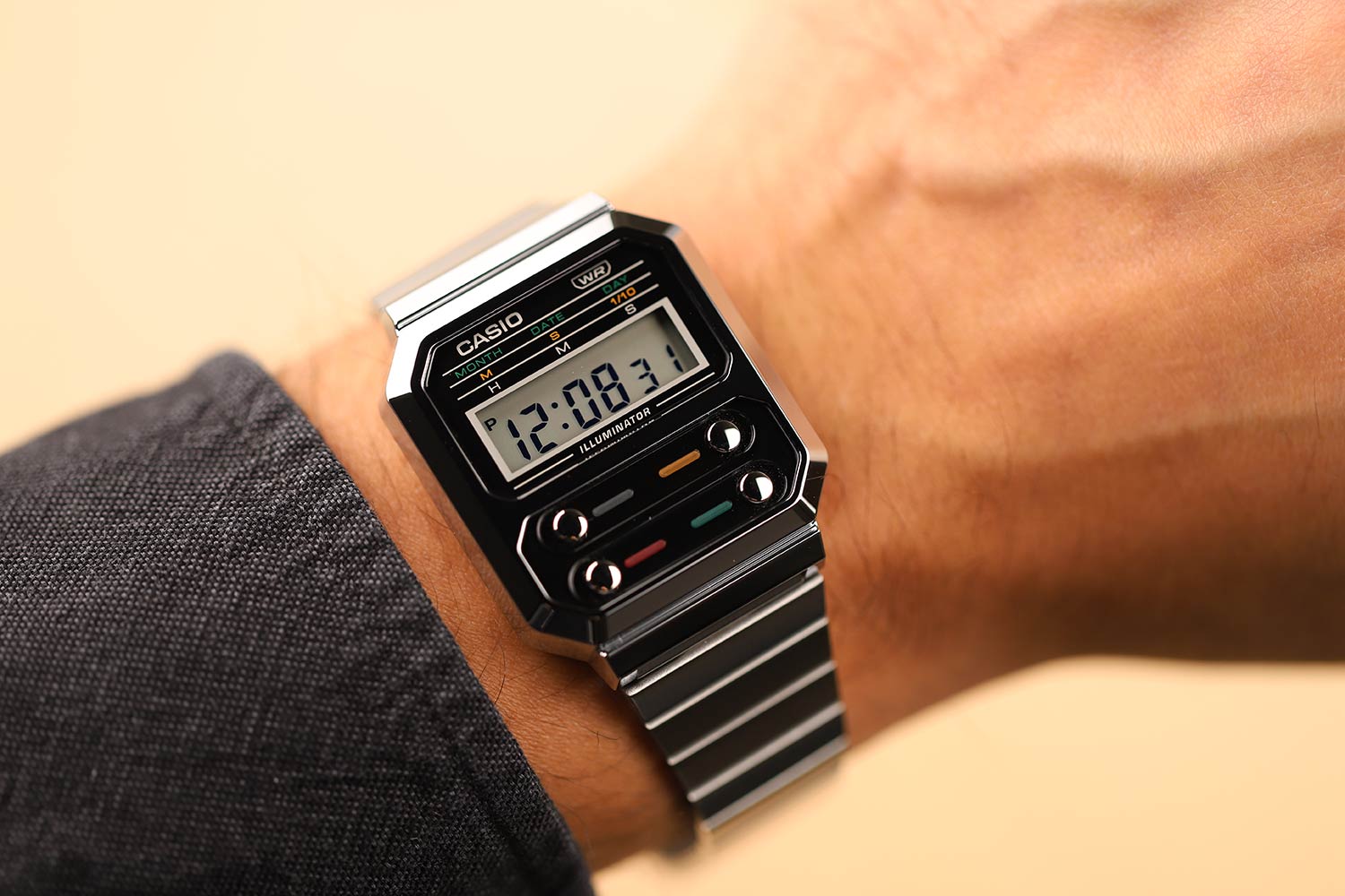 Японские наручные часы Casio Vintage A100WE-1AEF с хронографом