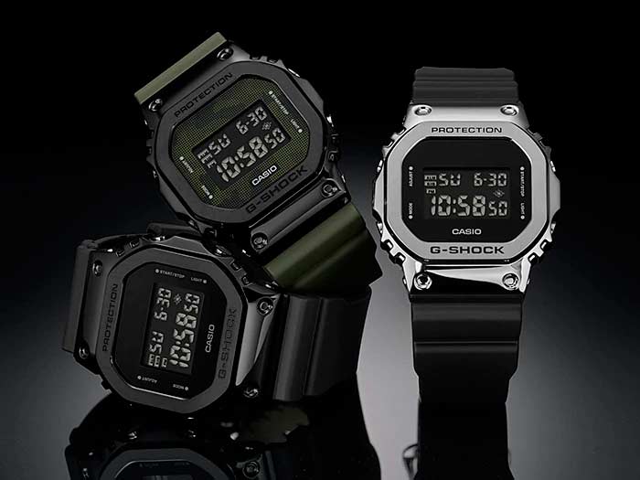 Японские наручные часы Casio G-SHOCK GM-5600B-1ER с хронографом