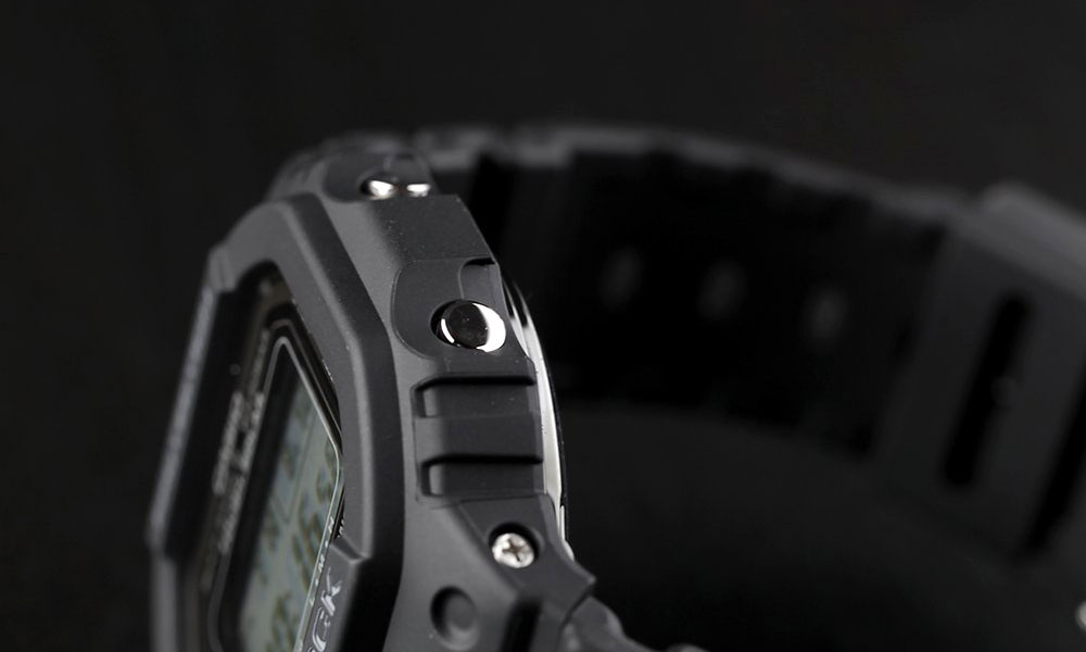 Японские наручные часы Casio G-SHOCK GW-5000U-1ER с хронографом