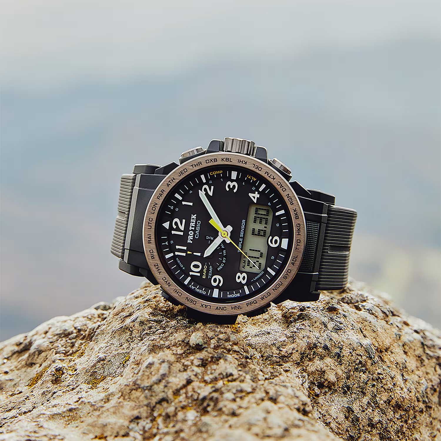 Японские наручные часы Casio Pro Trek PRW-51Y-1 с хронографом