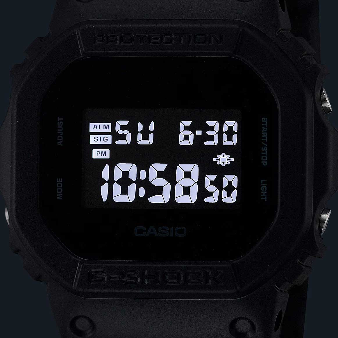 Японские наручные часы CASIO G-SHOCK DW-5600UBB-1