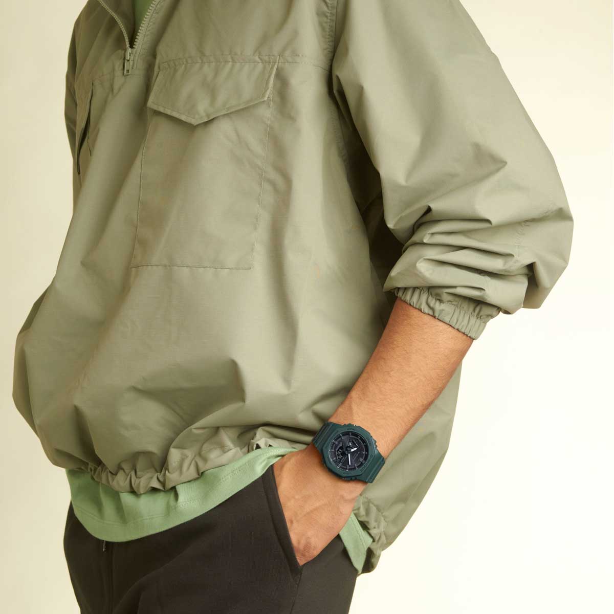 Японские наручные часы Casio G-SHOCK GA-B2100-3AER с хронографом