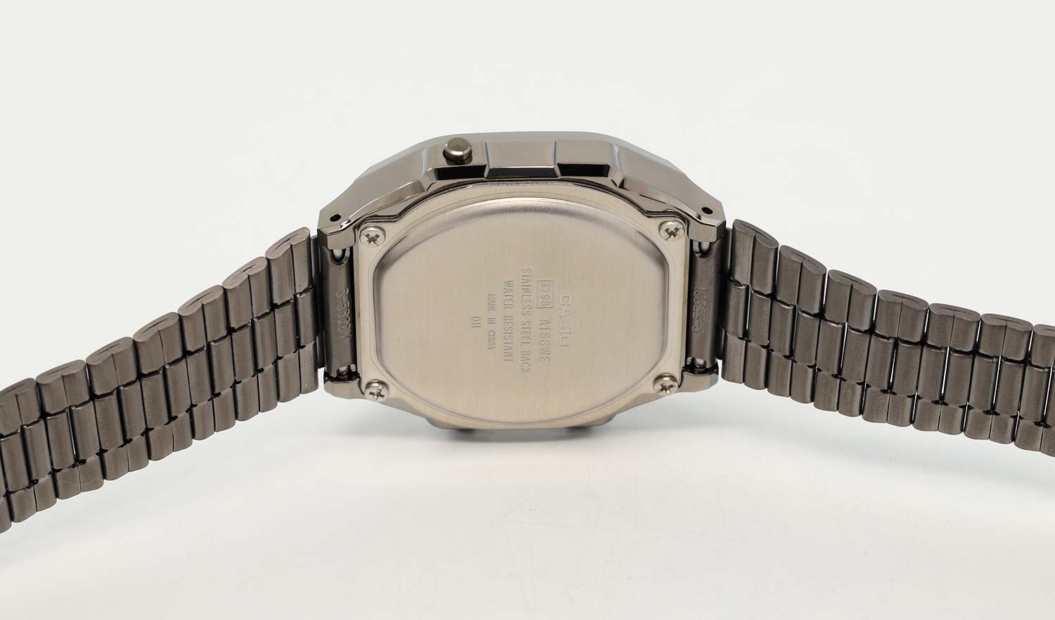 Японские наручные часы Casio Vintage A168WEGG-1BEF с хронографом