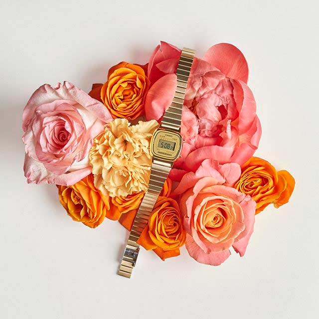 Японские наручные часы Casio Vintage LA-670WEGA-9E с хронографом