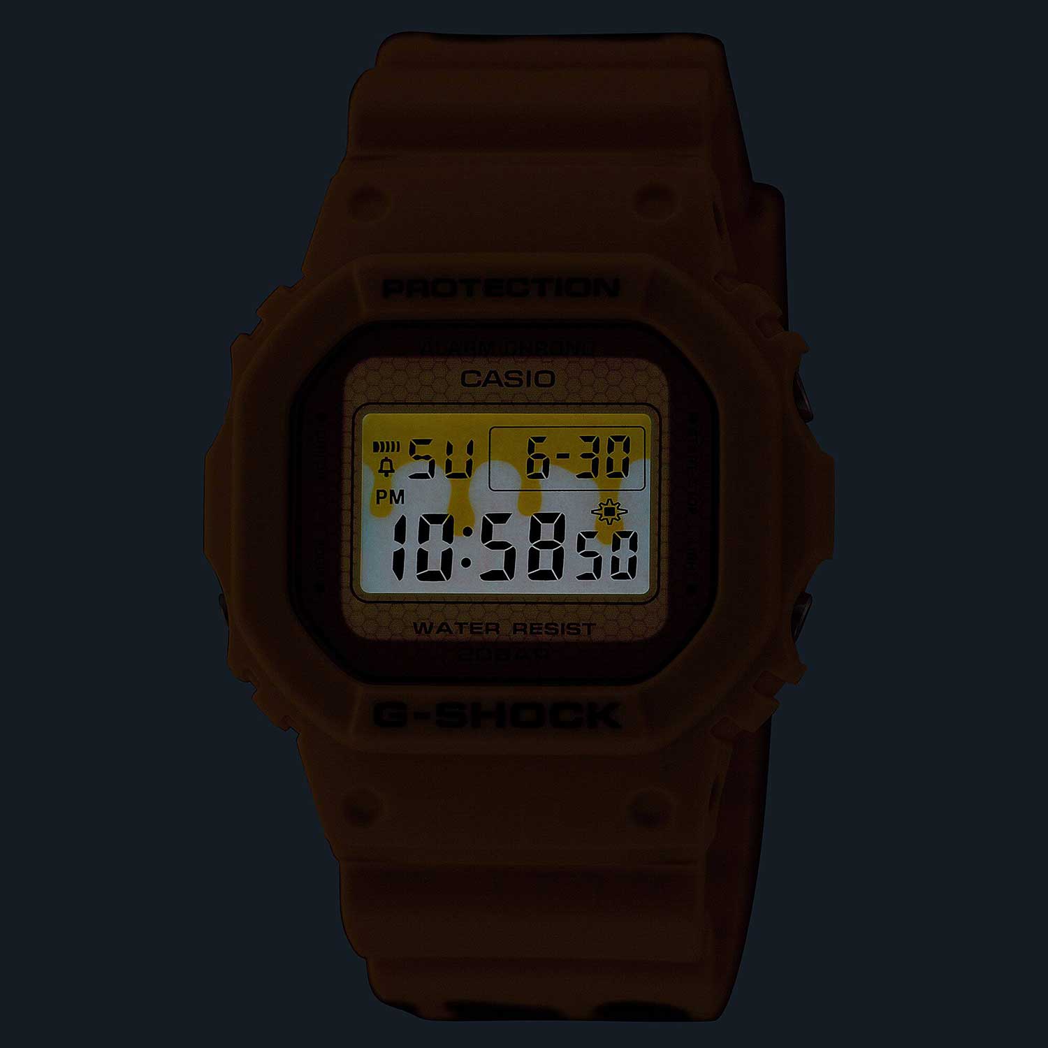 Японские наручные часы Casio G-SHOCK DW-5600SLC-9E с хронографом