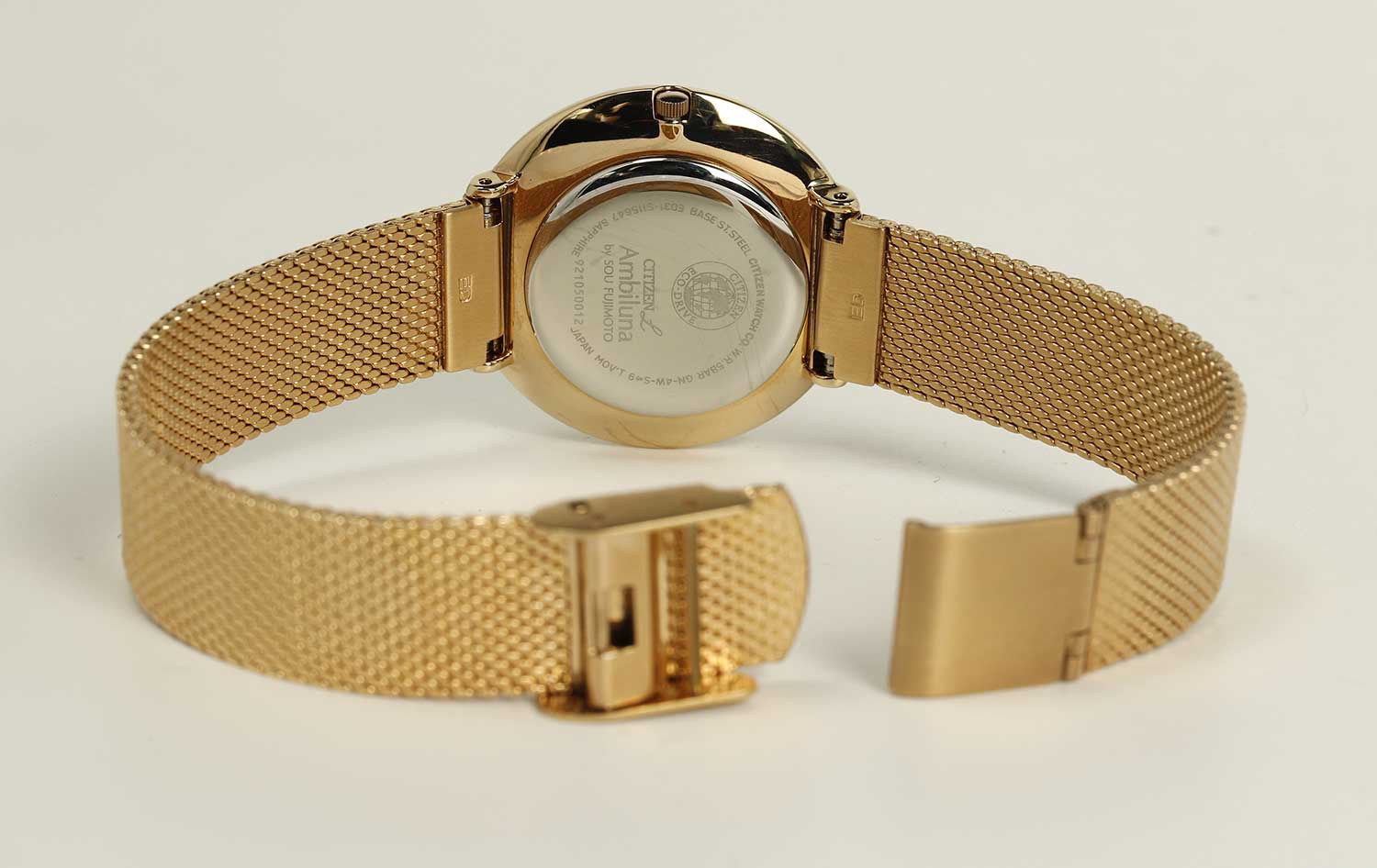 Японские наручные часы Citizen EM0643-84X