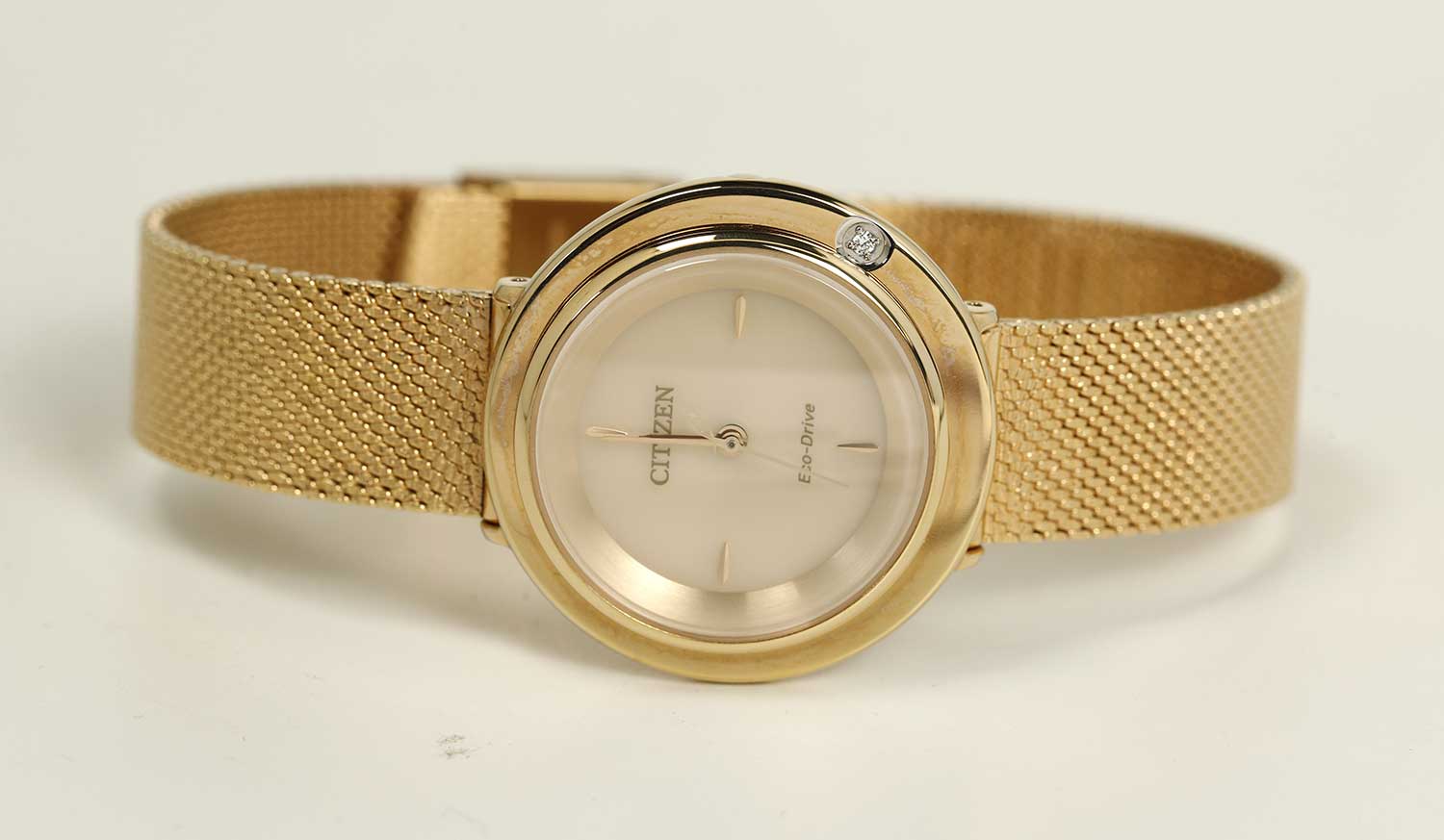 Японские наручные часы Citizen EM0643-84X