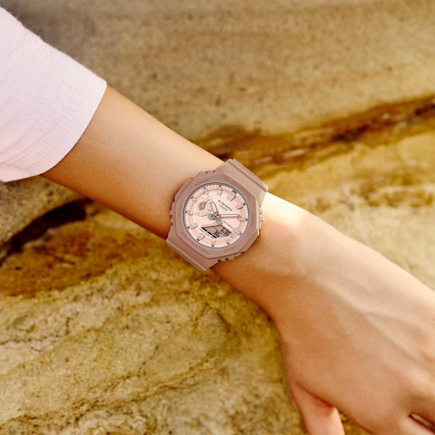 Японские наручные часы CASIO G-SHOCK GMA-S2100NC-4A2