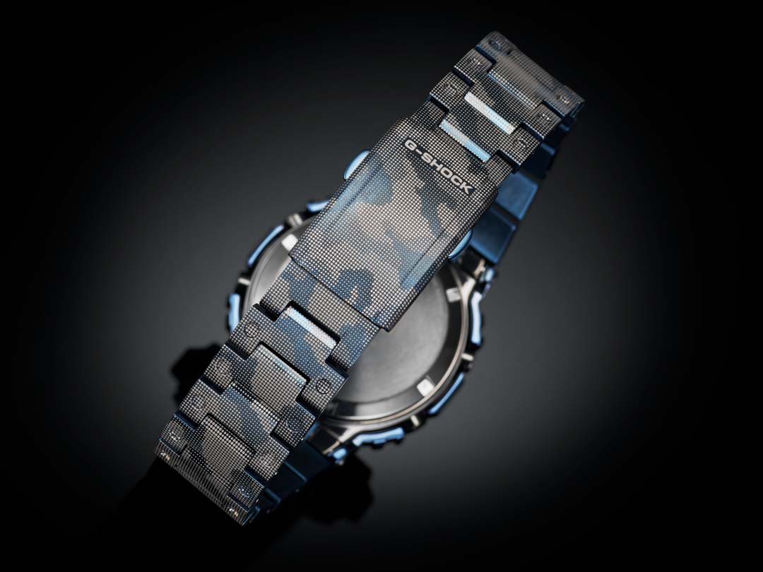 Японские титановые наручные часы Casio G-SHOCK GMW-B5000TCF-2ER с хронографом