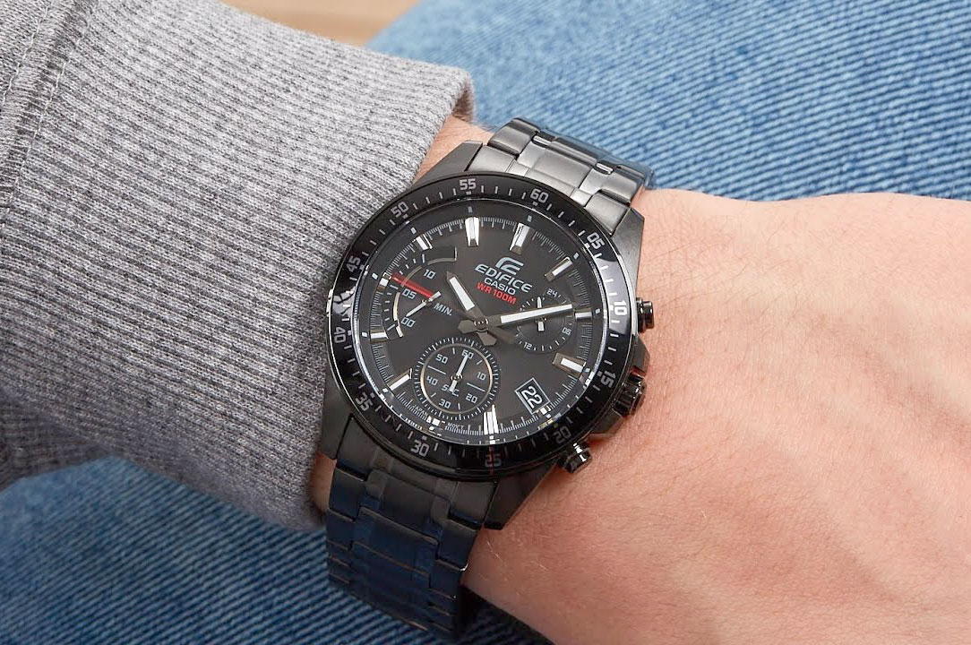 Японские наручные часы CASIO EDIFICE EFV-540DC-1B