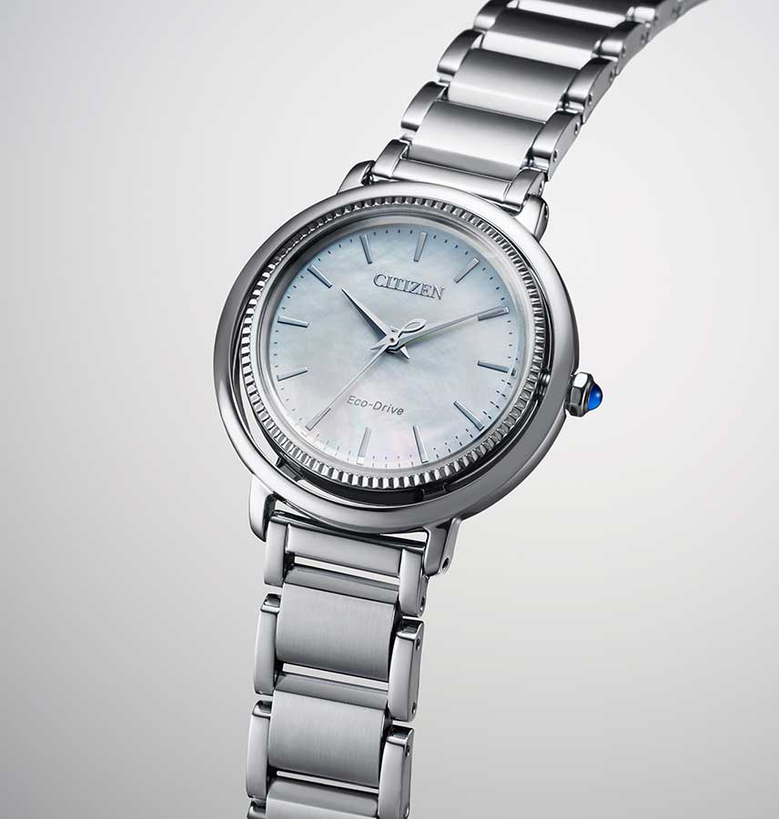 Японские наручные часы Citizen EM1100-84D