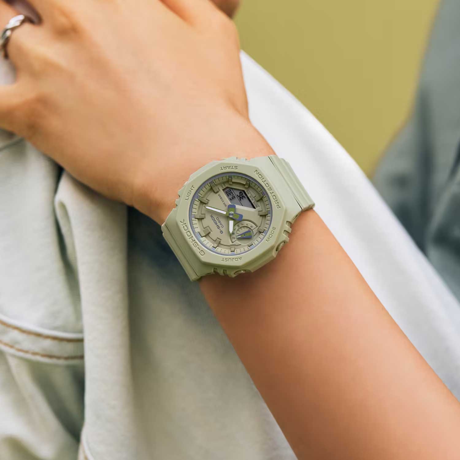 Японские наручные часы Casio G-SHOCK GMA-S2100BA-3A с хронографом