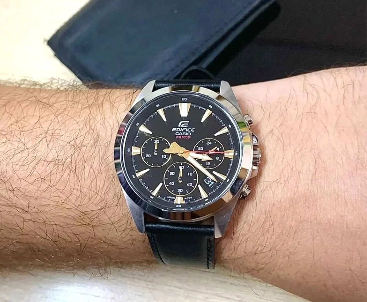 Японские наручные часы Casio Edifice EFV-630L-1A с хронографом