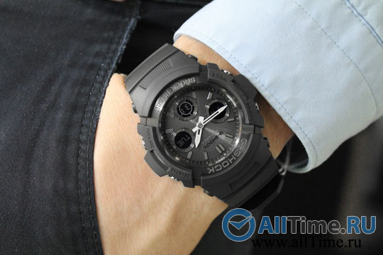 Японские наручные часы Casio G-SHOCK AWG-M100B-1A с хронографом