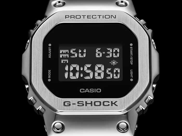 Японские наручные часы Casio G-SHOCK GM-5600-1ER с хронографом