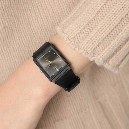 Японские наручные часы Casio Collection MQ-38-1A
