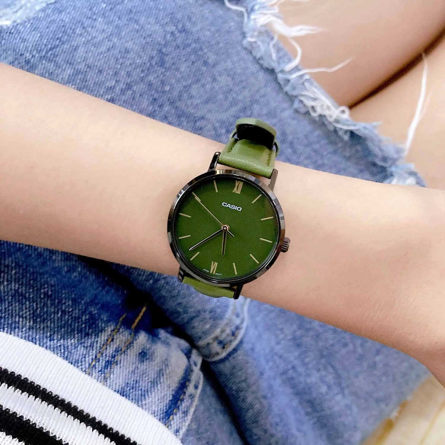 Японские наручные часы CASIO CASIO COLLECTION LTP-VT02BL-3A