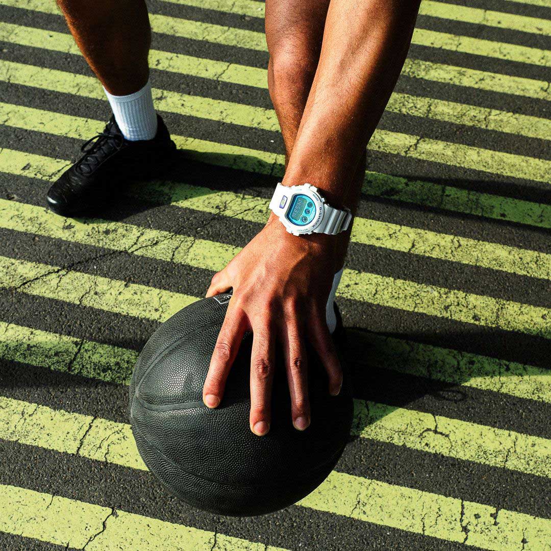 Японские наручные часы CASIO G-SHOCK DW-6900RCS-7