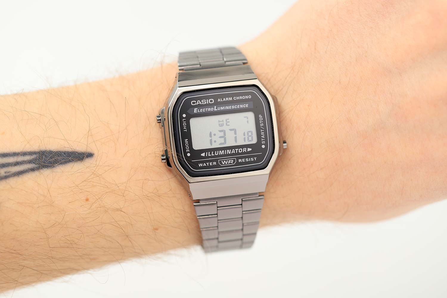 Японские наручные часы Casio Vintage A168WEGG-1AEF с хронографом