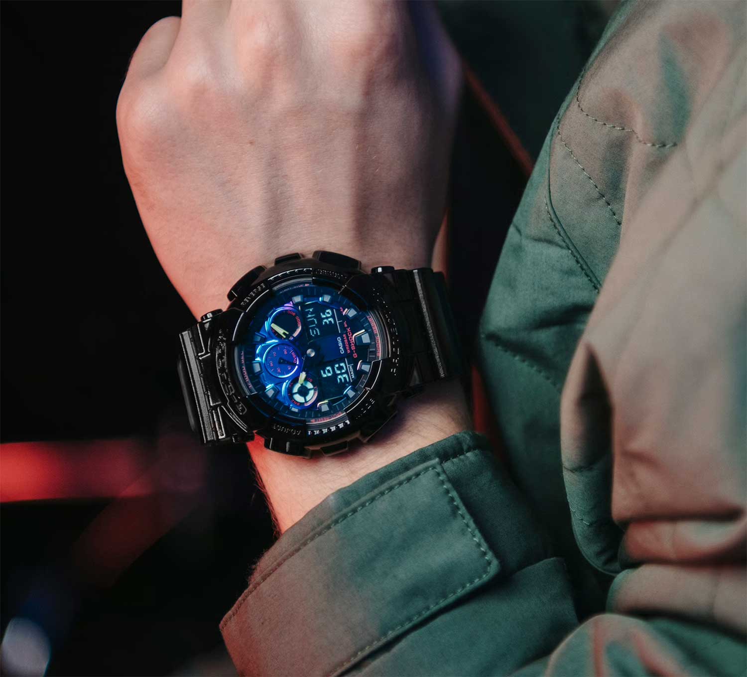 Японские наручные часы Casio G-SHOCK GA-100RGB-1A с хронографом