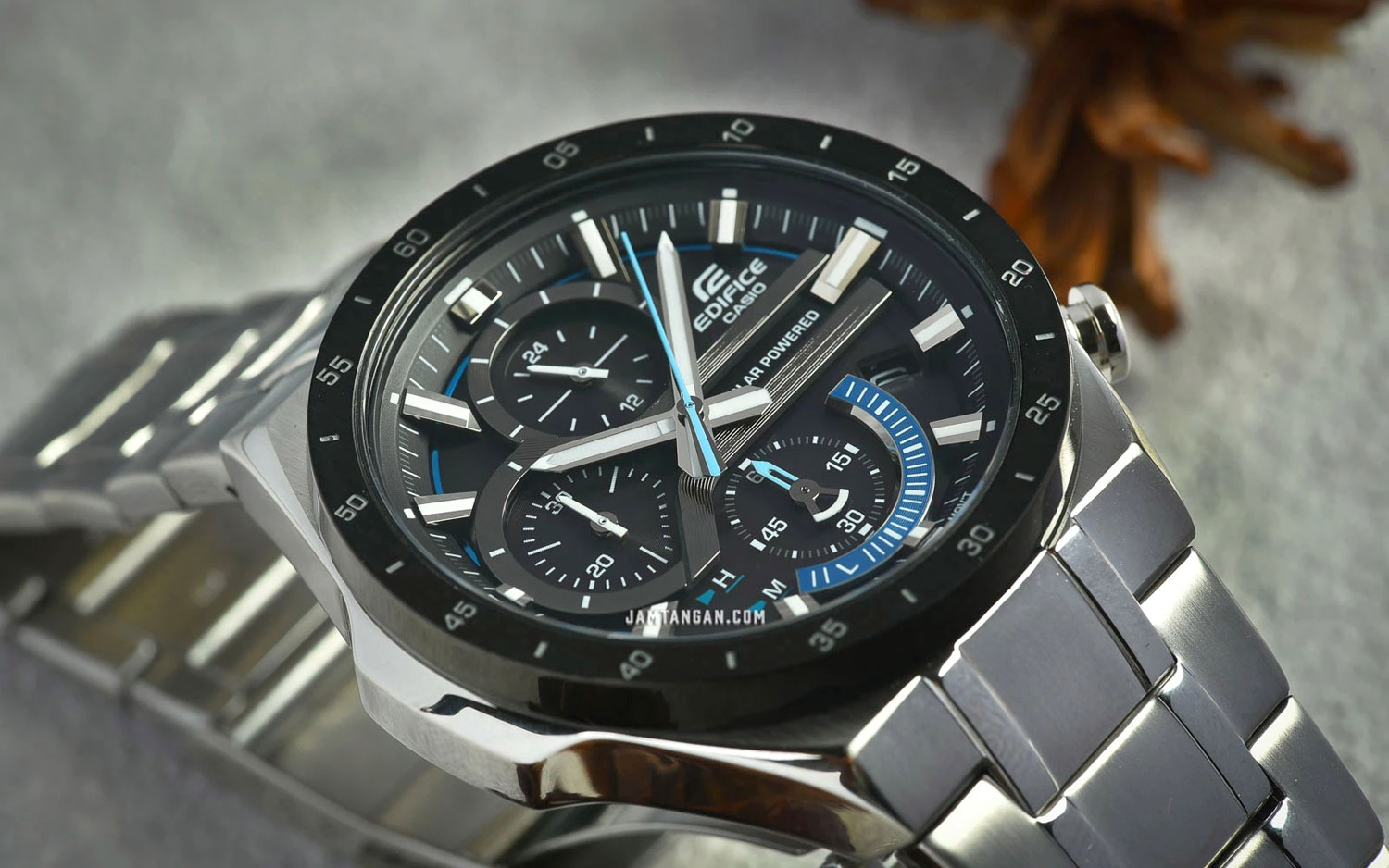 Японские наручные часы Casio Edifice EQS-920DB-1B с хронографом