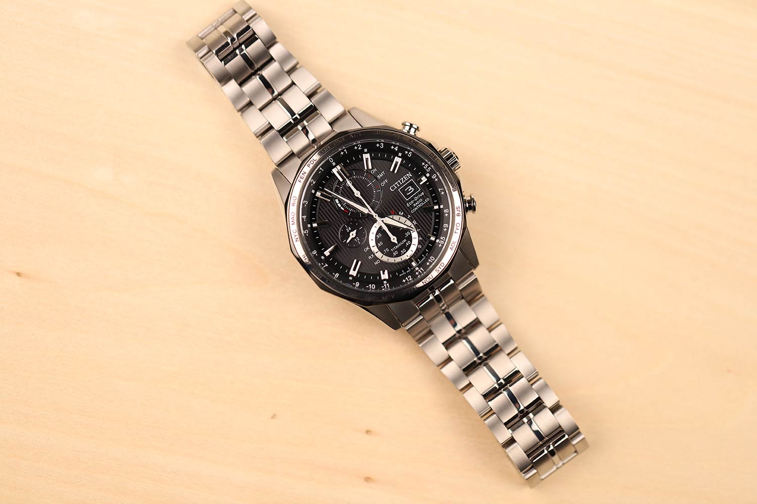 Японские титановые наручные часы Citizen AT8218-81E с хронографом