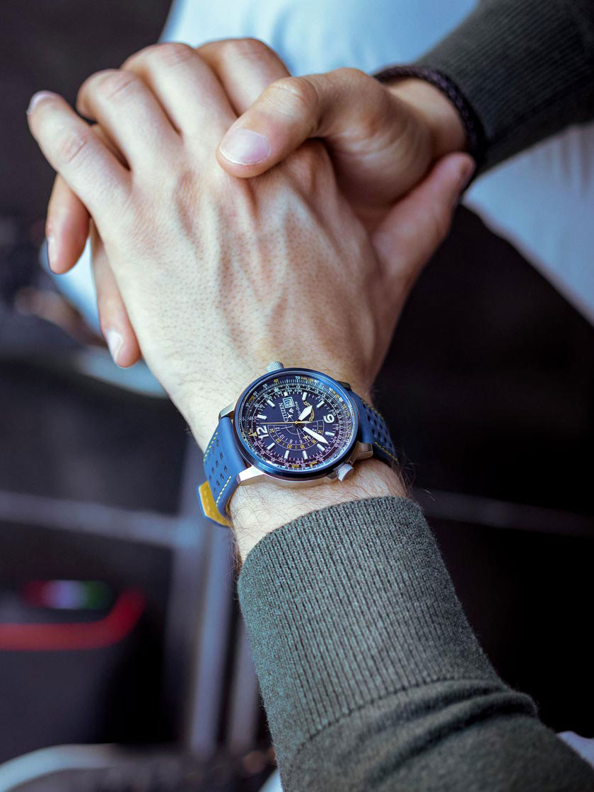 Японские наручные часы Citizen BJ7007-02L