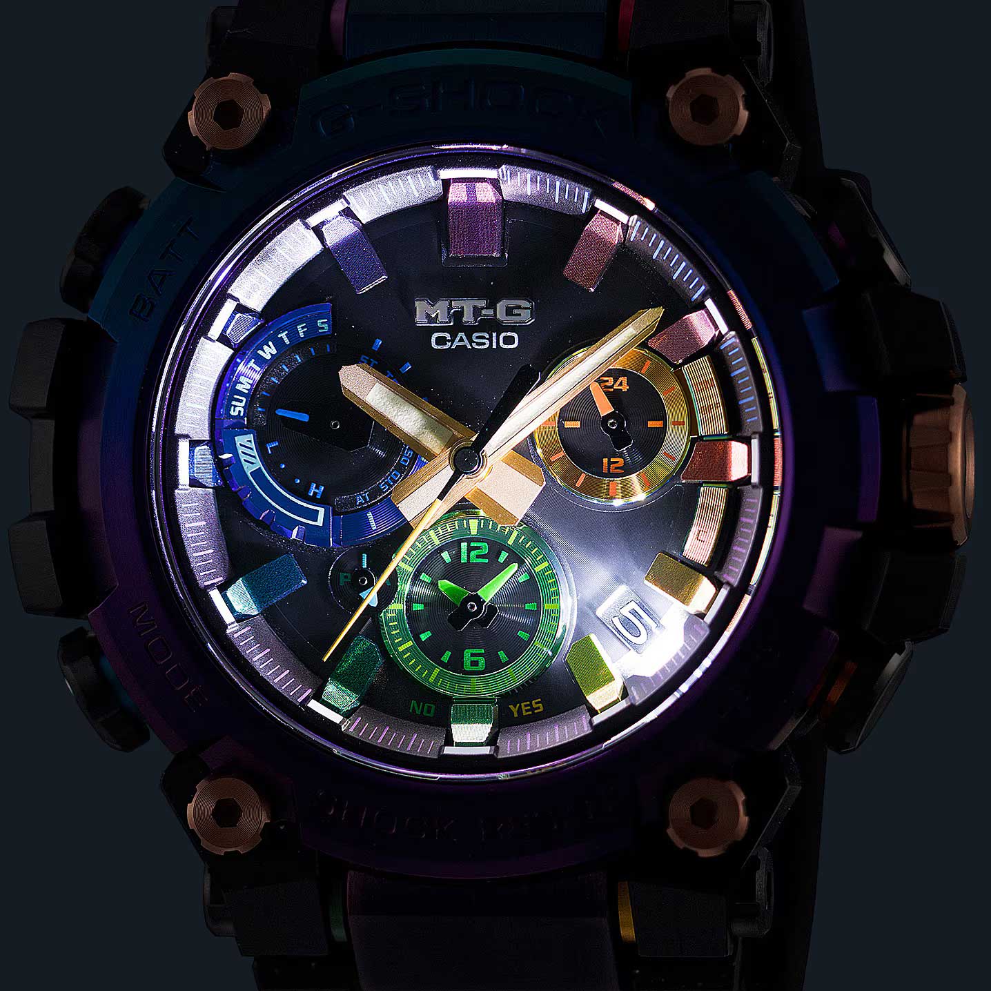 Японские наручные часы Casio G-SHOCK MTG-B3000DN-1AER с хронографом