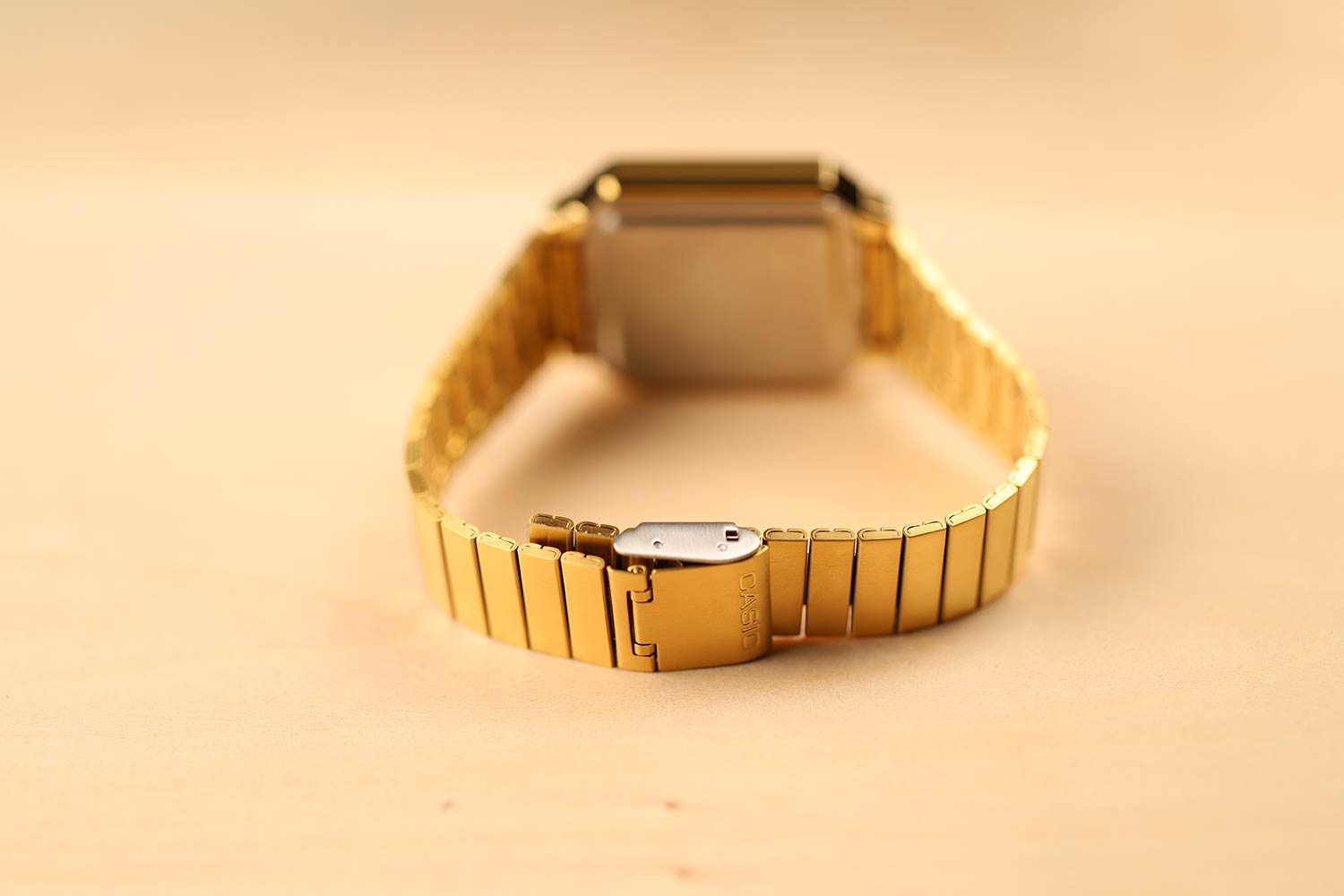 Японские наручные часы Casio Vintage A100WEG-9AEF с хронографом