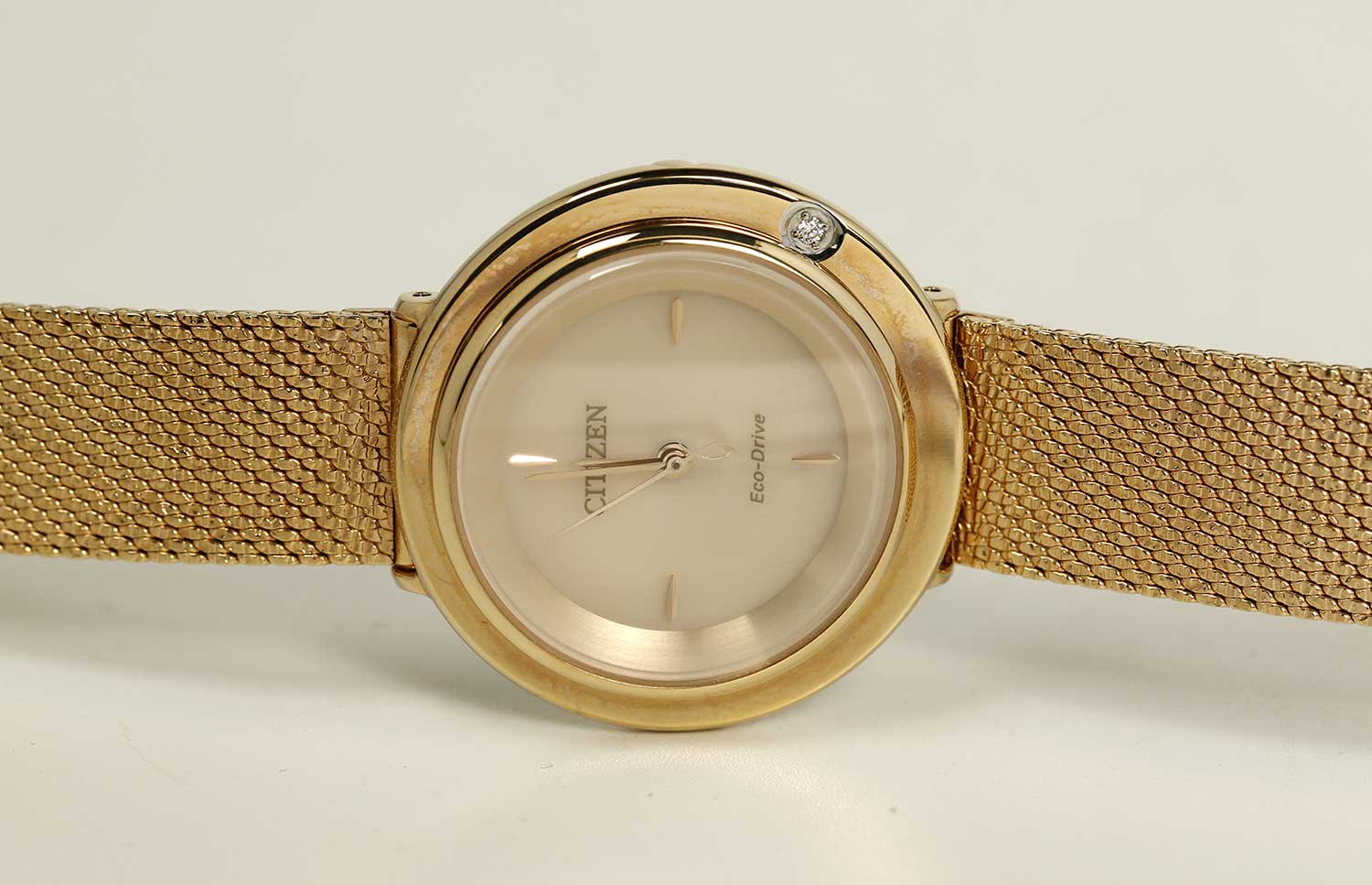 Японские наручные часы Citizen EM0643-84X