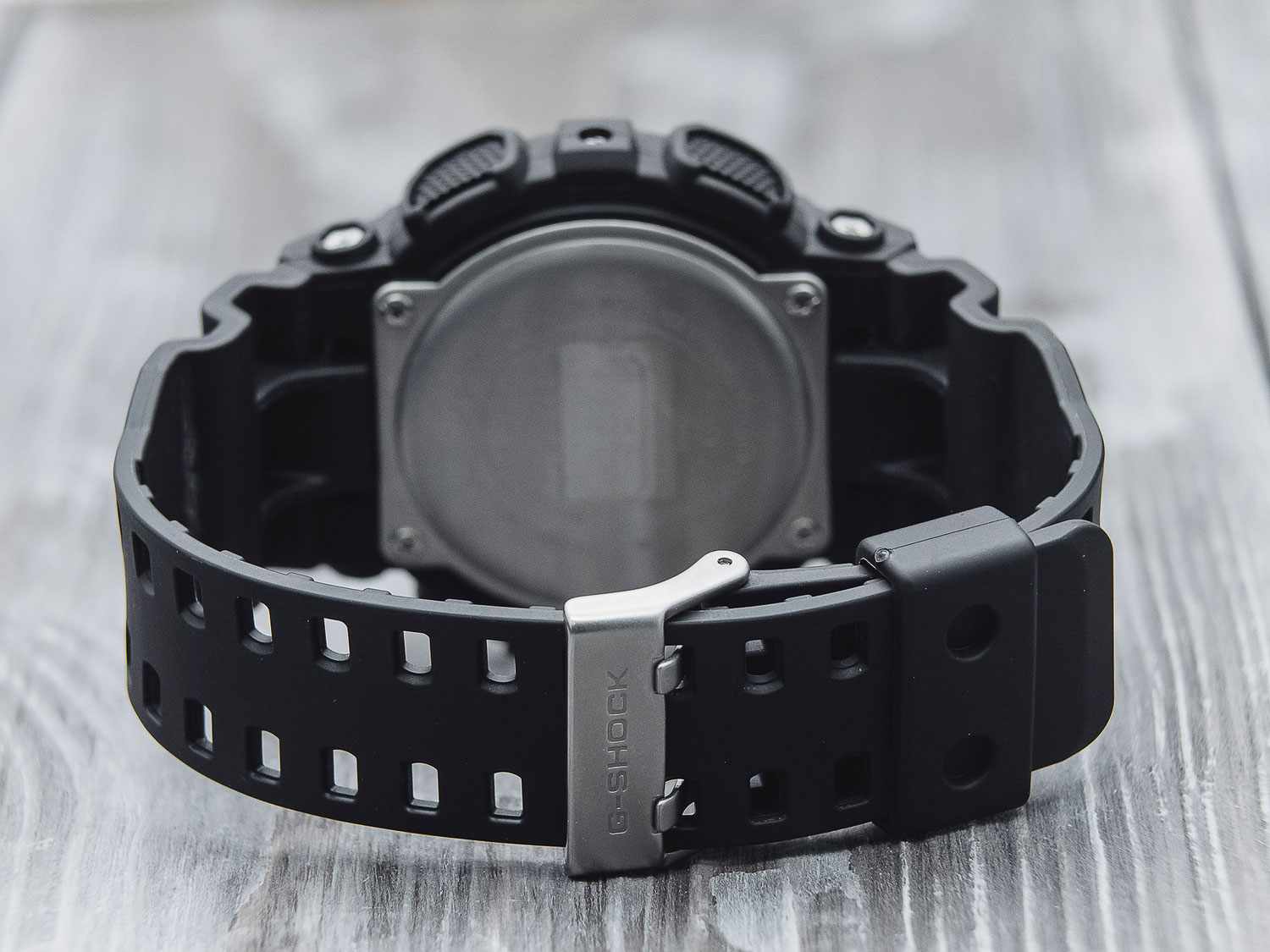 Японские наручные часы CASIO G-SHOCK GA-100-1A1