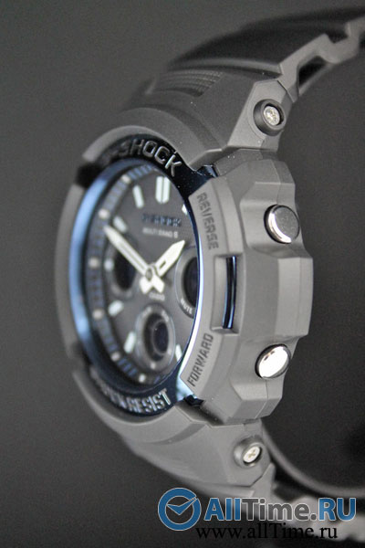 Японские наручные часы Casio G-SHOCK AWG-M100A-1A с хронографом