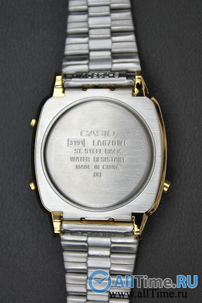 Японские наручные часы Casio Vintage LA-670WEGA-9E с хронографом