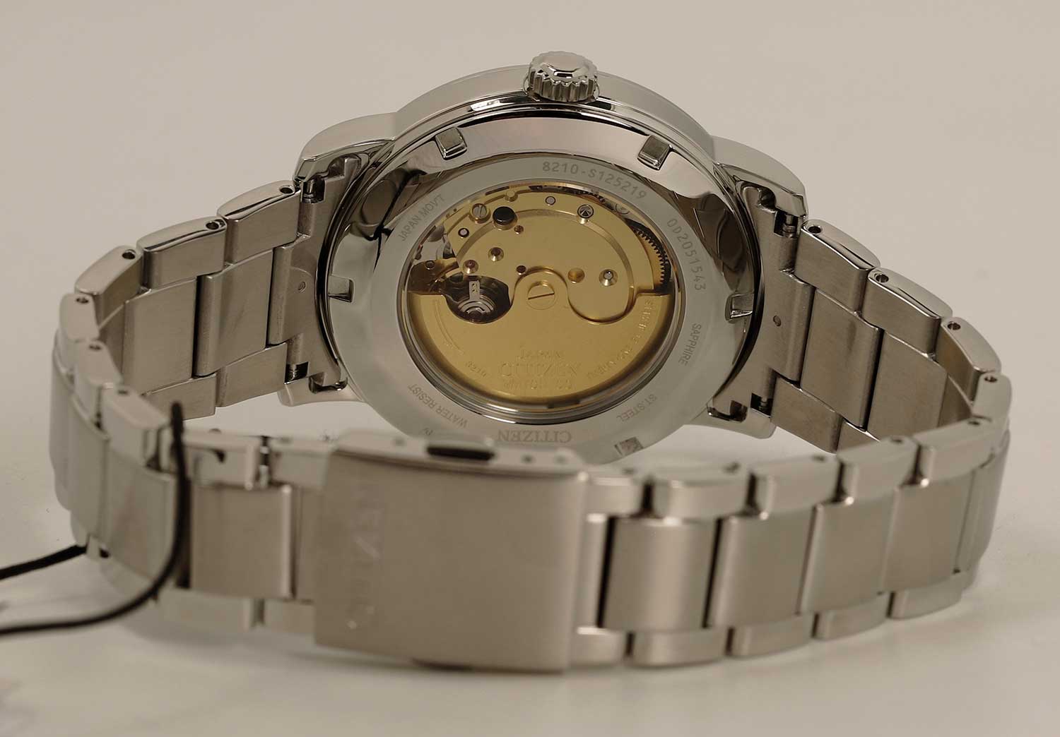 Японские механические наручные часы Citizen NJ0130-88A