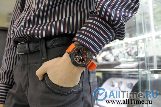 Японские наручные часы CASIO G-SHOCK GA-1000-4A