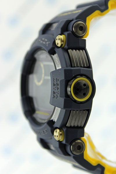 Японские наручные часы Casio G-SHOCK GWF-D1000NV-2E с хронографом