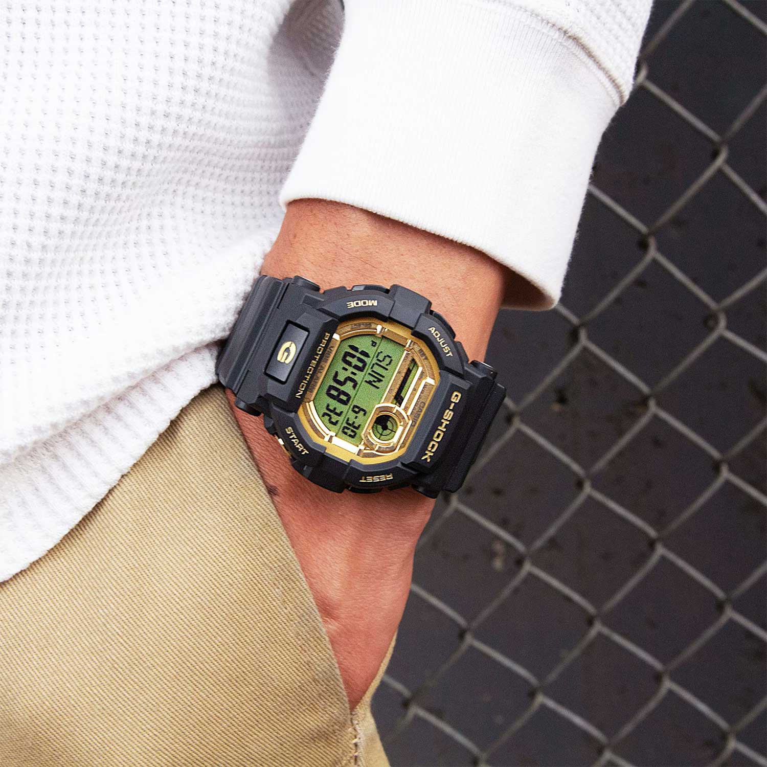 Японские наручные часы Casio G-SHOCK GD-350GB-1E с хронографом