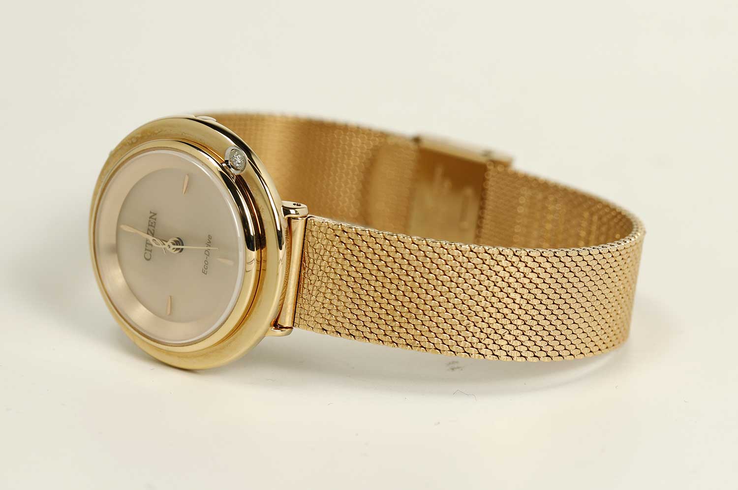 Японские наручные часы Citizen EM0643-84X