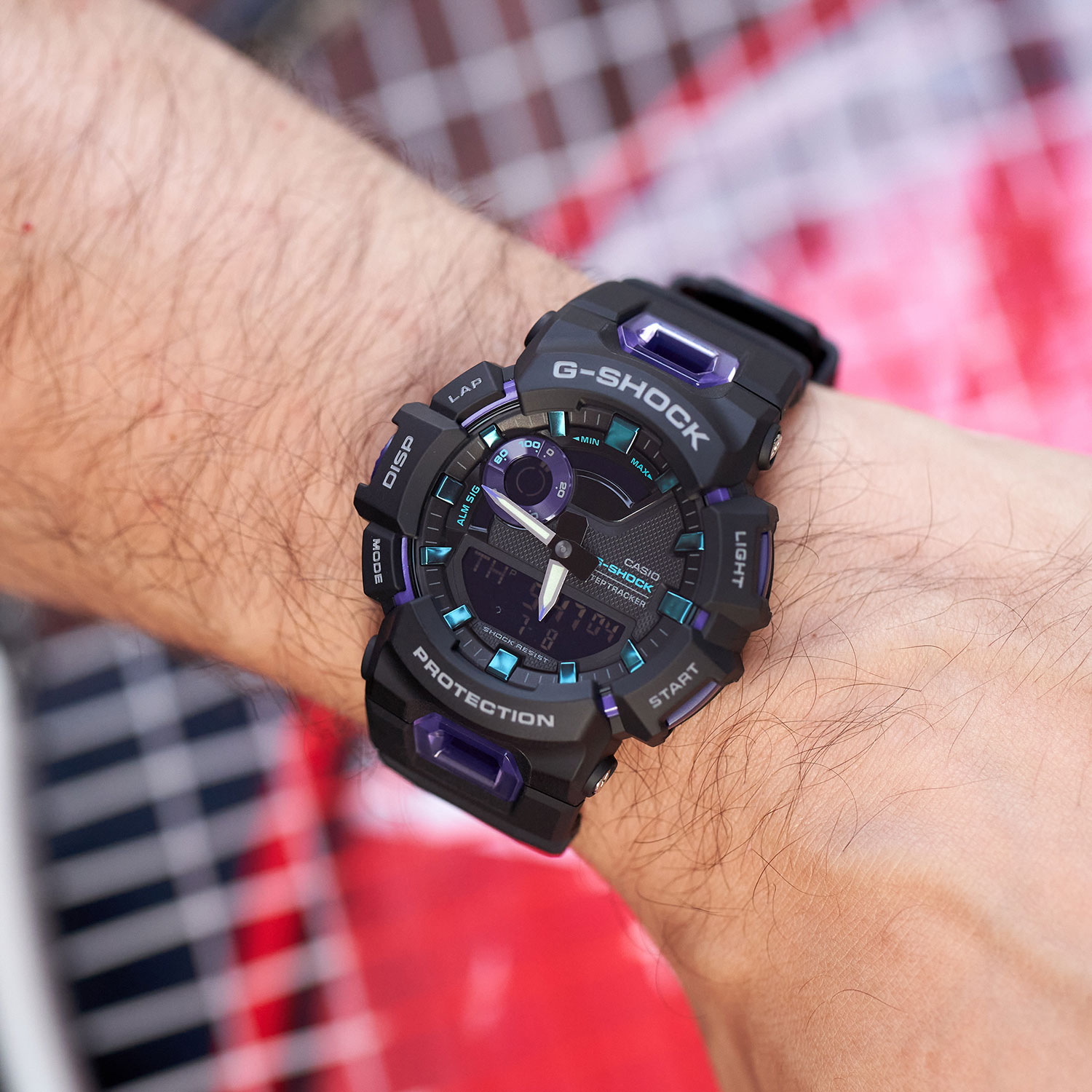 Японские спортивные наручные часы Casio G-SHOCK GBA-900-1A6ER с хронографом