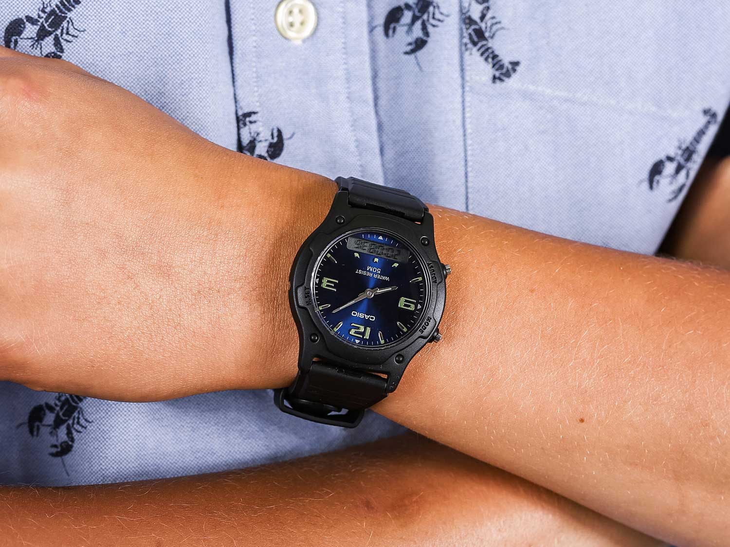 Японские наручные часы Casio Collection AW-49HE-2AVEG с хронографом