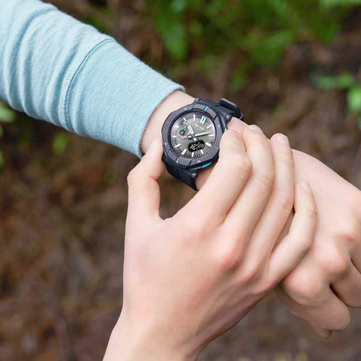 Японские наручные часы Casio Pro Trek PRJ-B001-1 с хронографом