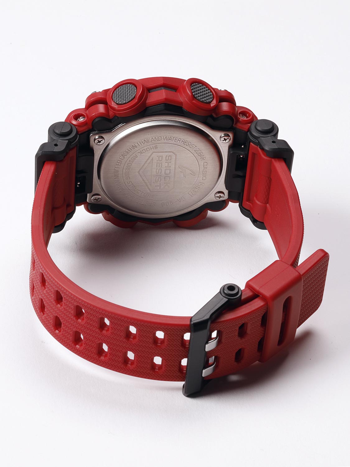 Японские наручные часы Casio G-SHOCK GA-900-4AER с хронографом