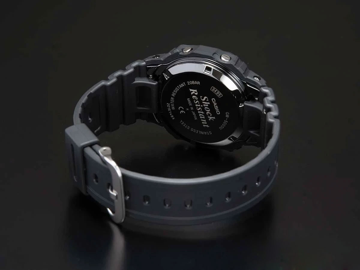 Японские наручные часы Casio G-SHOCK GW-5000U-1ER с хронографом
