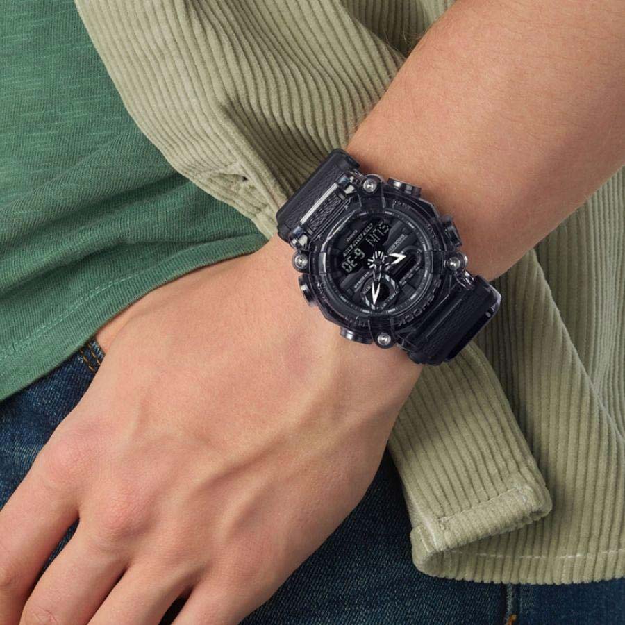 Японские наручные часы Casio G-SHOCK GA-900SKE-8AER с хронографом