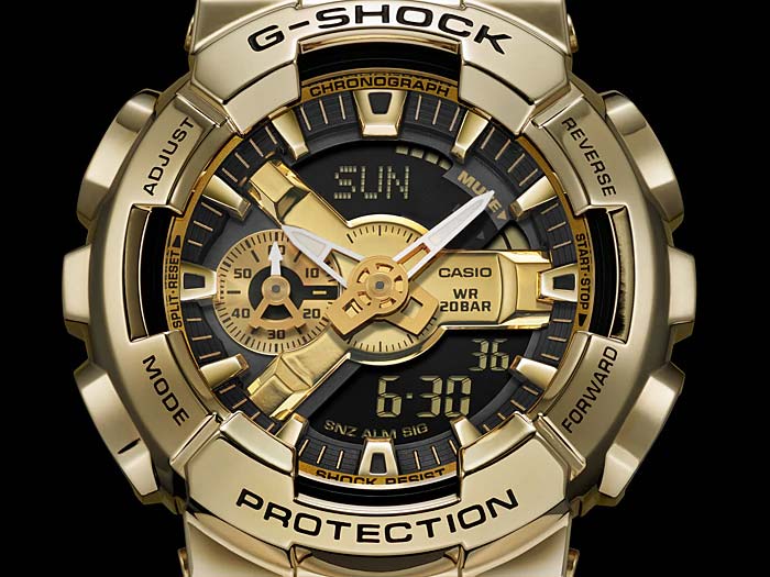 Японские наручные часы Casio G-SHOCK GM-110G-1A9ER с хронографом