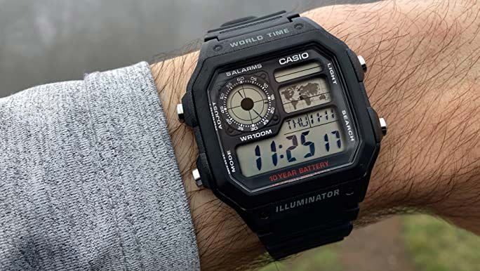 Японские наручные часы Casio Illuminator AE-1200WH-1A с хронографом