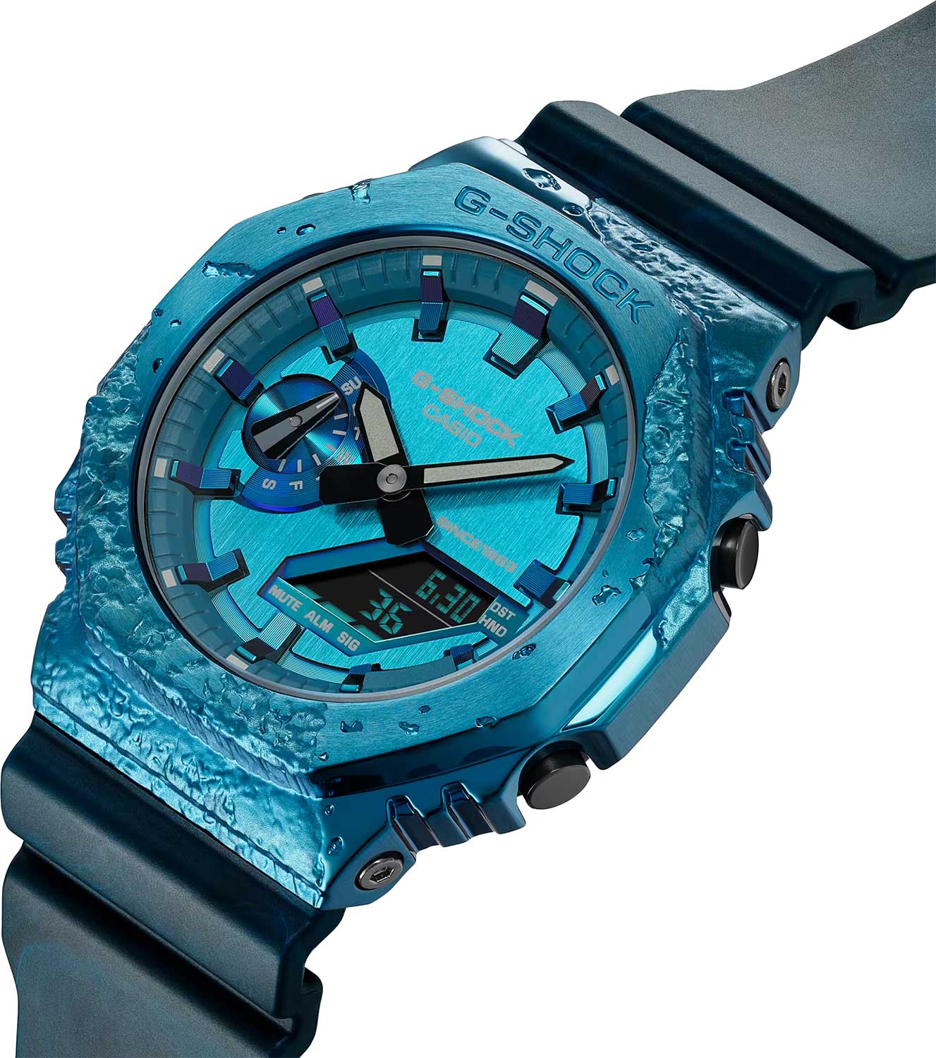 Японские наручные часы Casio G-SHOCK GM-2140GEM-2A с хронографом