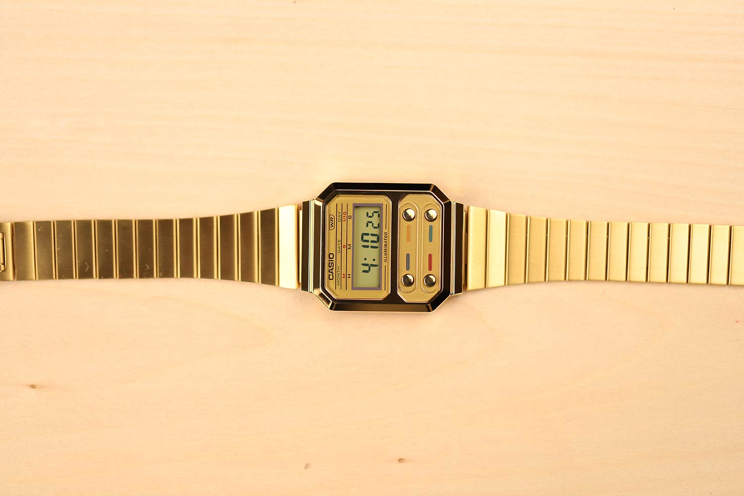 Японские наручные часы Casio Vintage A100WEG-9AEF с хронографом