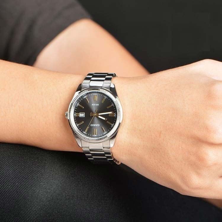 Японские наручные часы Casio Collection LTP-1302D-1A2