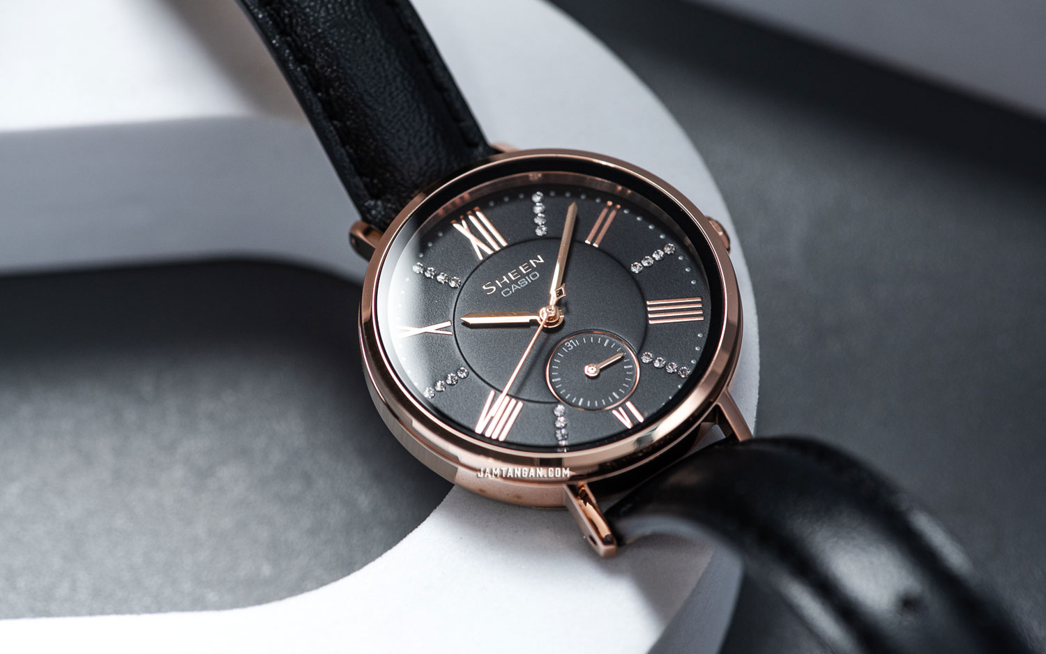 Японские наручные часы Casio Sheen SHE-3066PGL-1AUDF